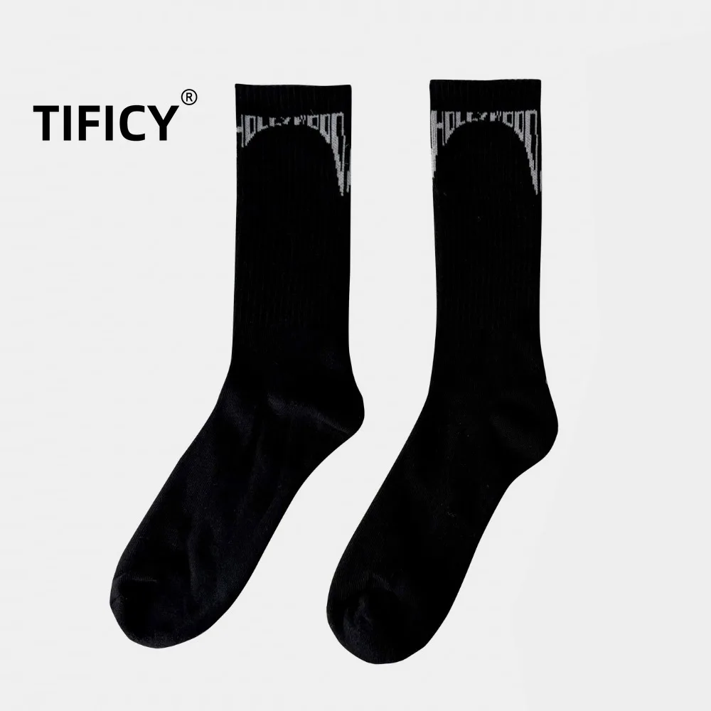 High Street Dark Ro Socks Men's and Women's Autumn Winter Black White Stock