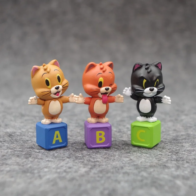 Tom and Jerry Series DIY Patch Material Little Mouse Big Cat Miniature Action Figures Car Interior Desktop Ornament Accessories