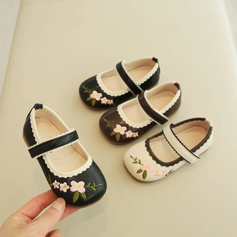 

Children Leather Shoes for Girls 2024 Autumn New Fashion Sweet Flowers Korean Style Soft Versatile Anti-slippery Single Shoes