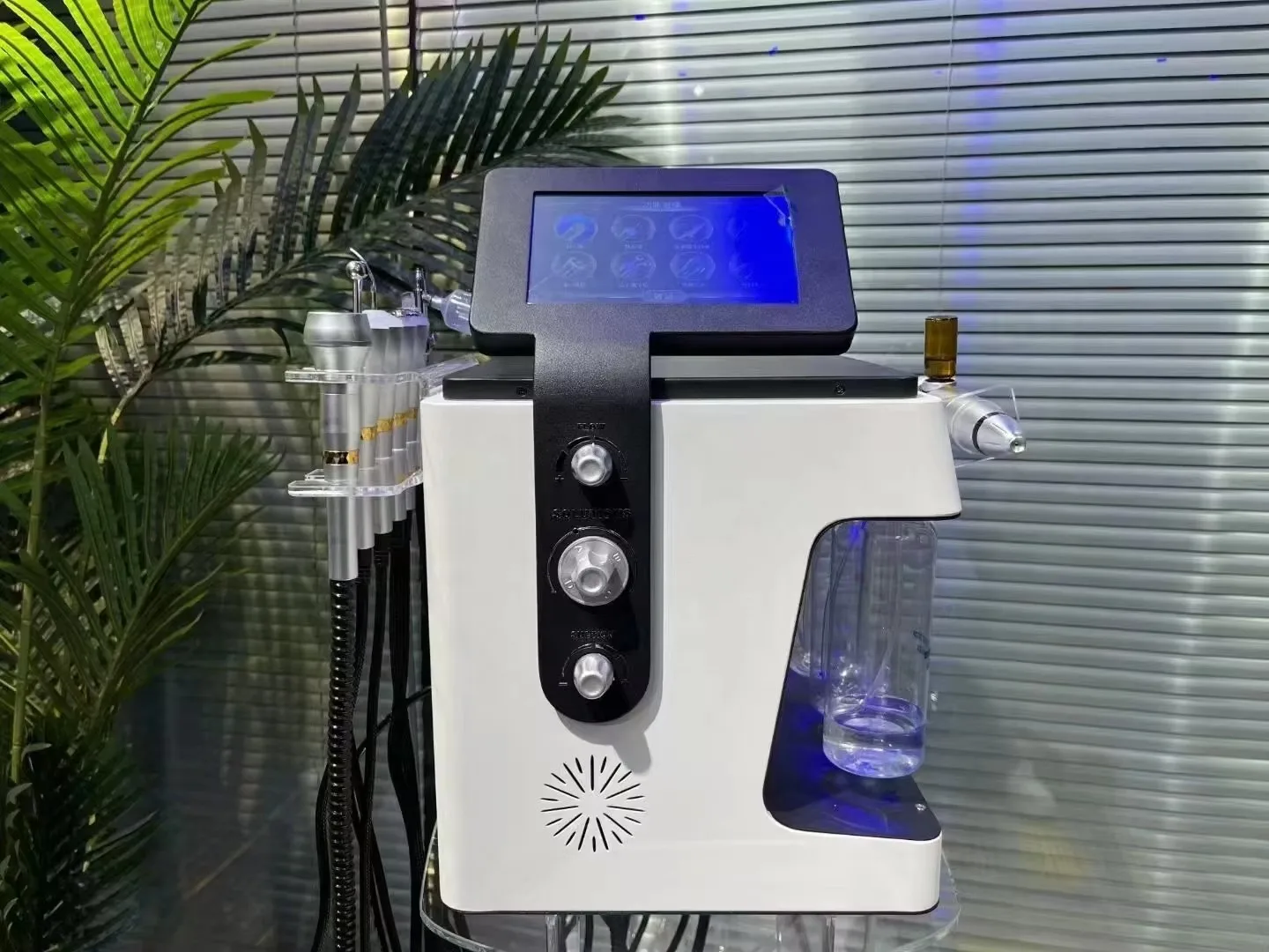 

Professional Manufacturer's Portable Hydro Face Hydro Skin Care Facial Machine Beauty Salon Spa Equipment Desktop Type