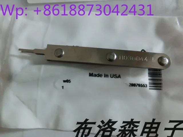 11-03-0043/11-03-0044 Single and Double Tooth Needle Retractor