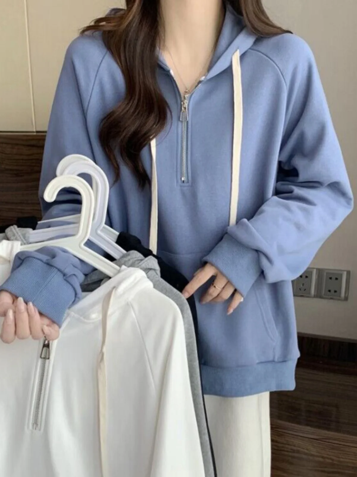 

Корейская женская толстовка с капюшоном, весенне-осенняя, тонкая, свободного кроя, универсальная, модная, студенческая, однотонная, для повседневной носки, длинная.