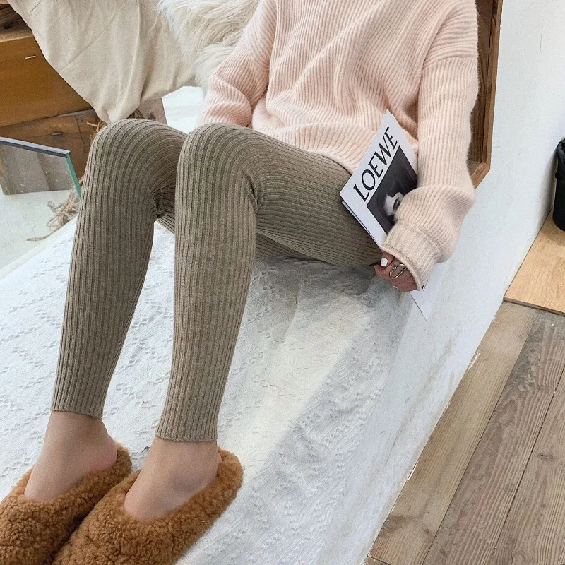 Thin/Thick 2025 New Knitted Leggings for Women in Autumn and Winter Thickened and Slimming Knit Pants Female Clothing
