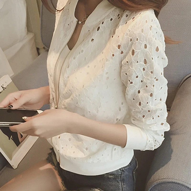 Summer Korean Stylish Thin Long Sleeve Lace Hollow Out Jackets Female Anti-UV Fashion Short Outwear White Women Clothing