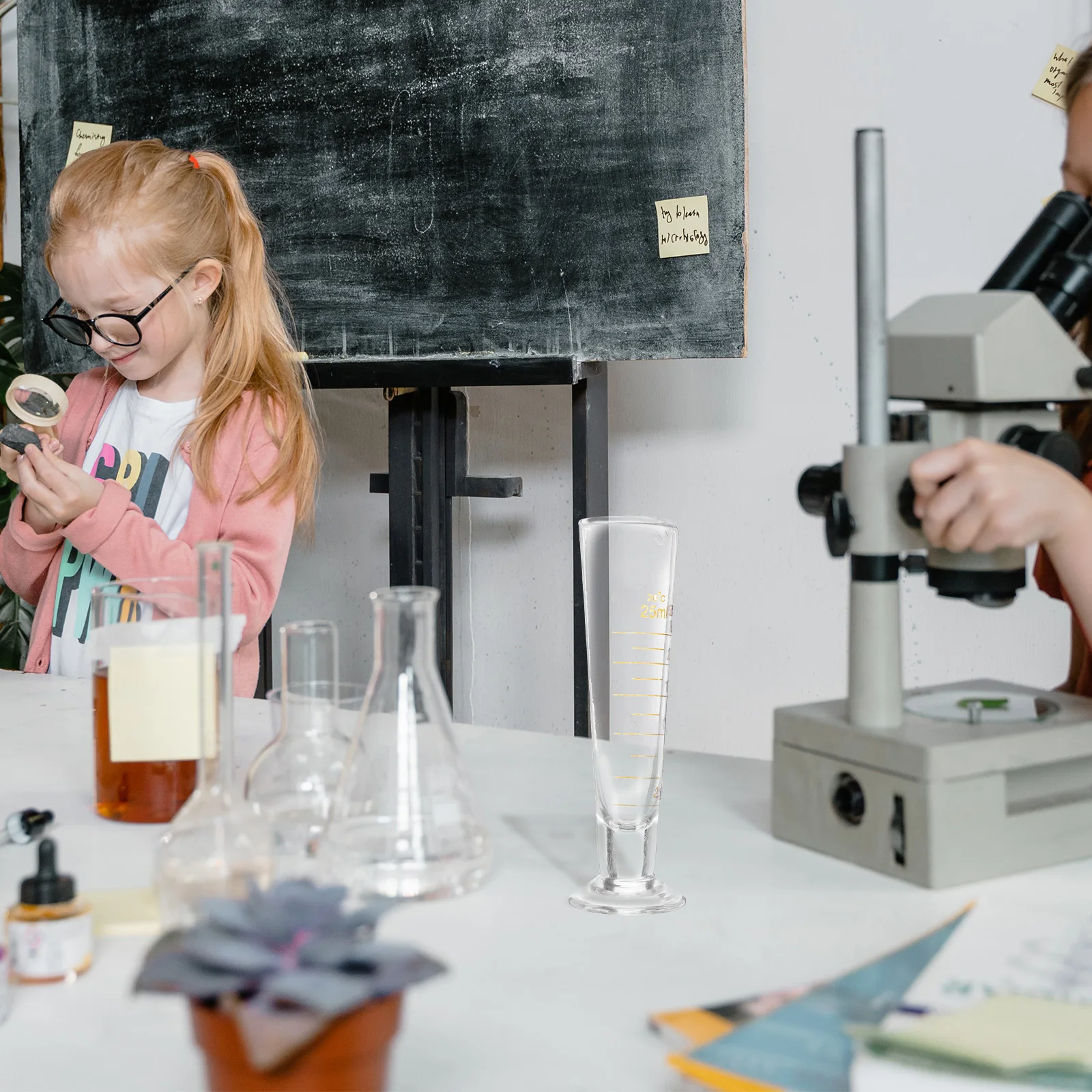 Clear Graduated Laboratory Measuring Glass Beakers Liquid Measuring Cup Heat Resistant for Chemistry Research Experiment Lab