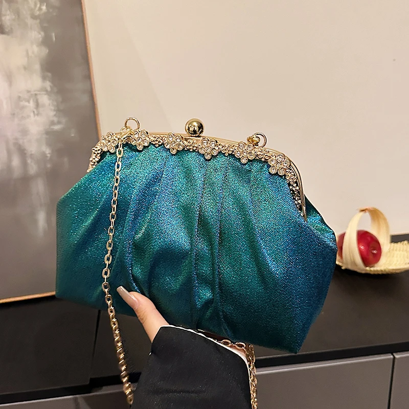 

Designer Pleated Cloud Bag For Women Fashion Hobo Handbag Clutch Bag Clip Purse Fabric Crossbody Bag Gold Evening Clutch Bag