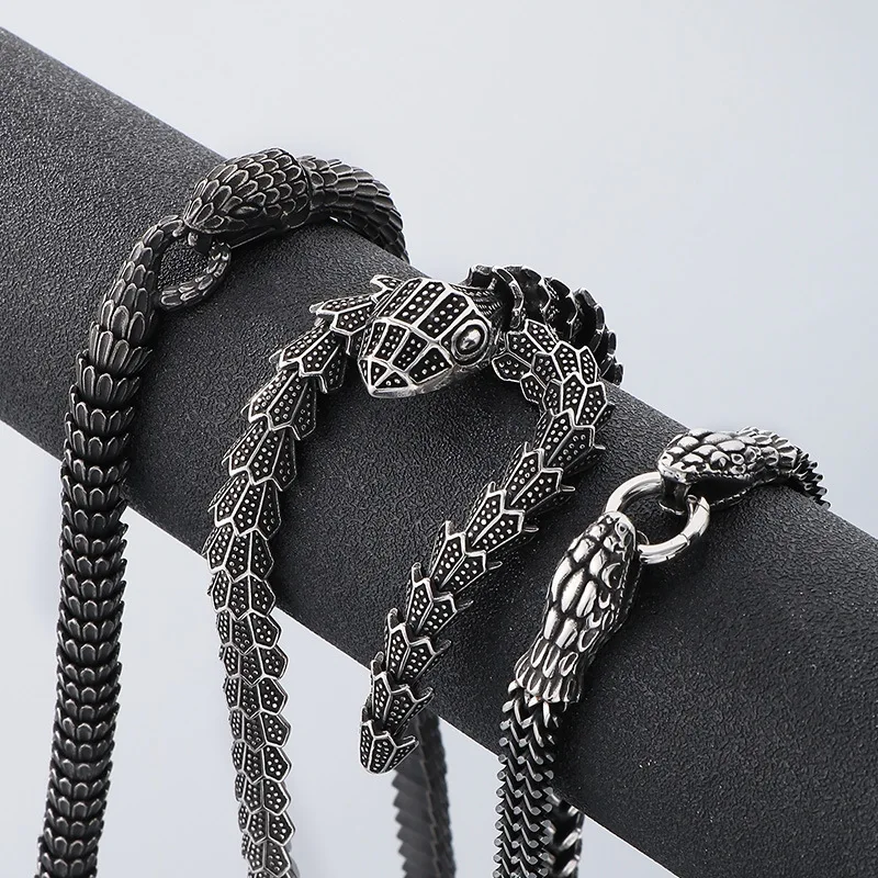 60cm Outdoor Portable EDC Punk Retro Snake Necklace Car Mounted Multifunctional Self-defense Short Whip Tool