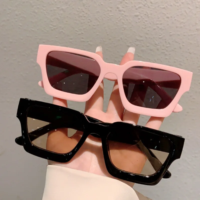 Neue Vintage-Sonnenbrille für Damen und Herren, Quadratischer PC-Rahmen, Marken-Designer Retro-Shades, Modische Sonnenbrille ﻿ für Männer – Detail 3