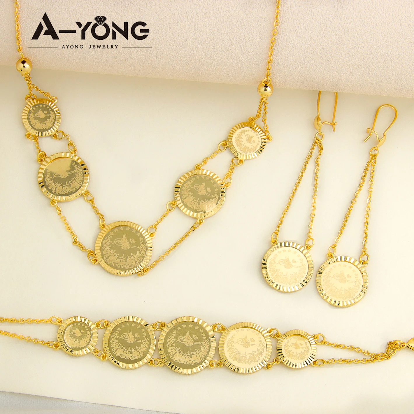 Islamisches Vintage-Gold-Schmuckset, 21 Karat vergoldetes Kupfer, türkische Lira-Münzen, Halskette, Armband, Ohrringe, Luxus-Schmuck aus dem Nahen Osten – Detail 2