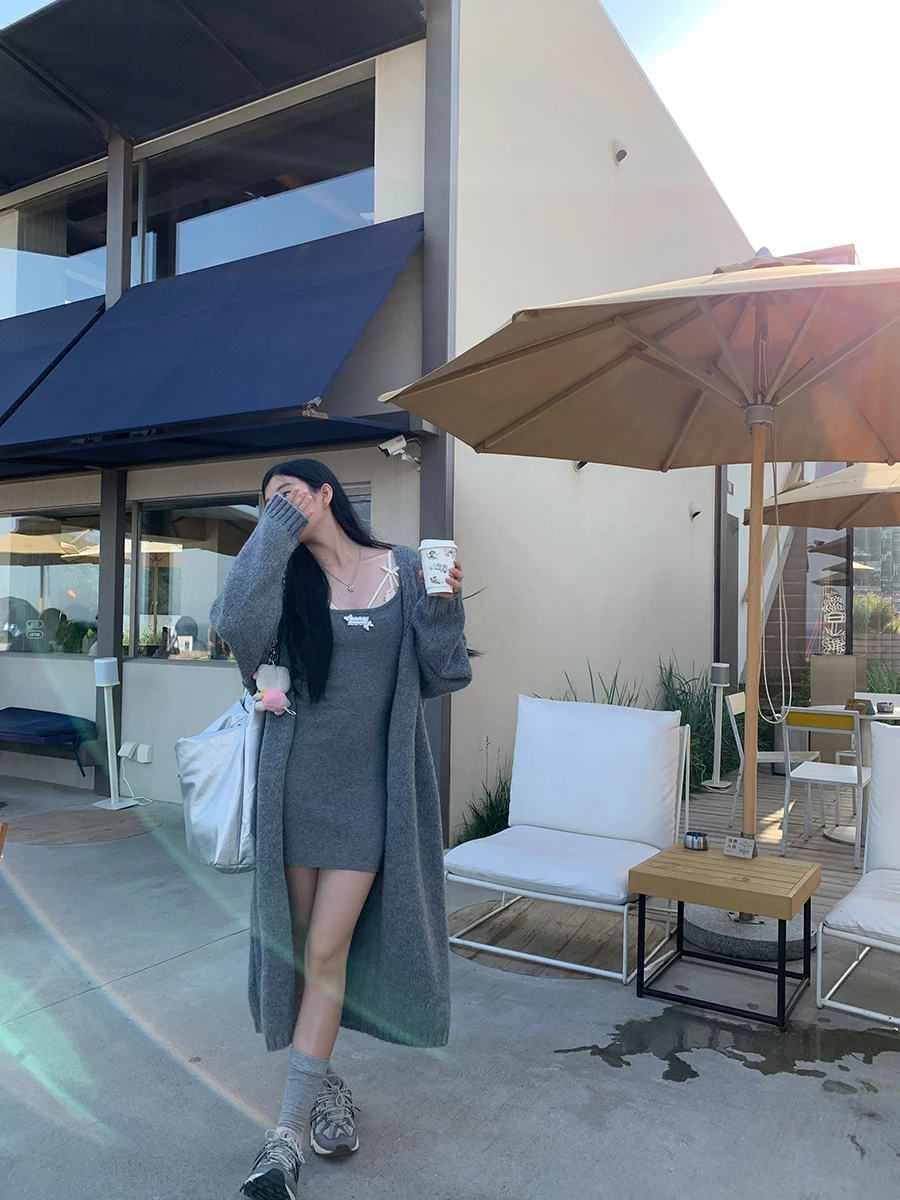 เสื้อคาร์ดิแกนถักนิตติ้งสีแดงสำหรับผู้หญิง ดีไซน์ทันสมัย สไตล์ลำลอง เหมาะสำหรับใส่ไปทำงาน