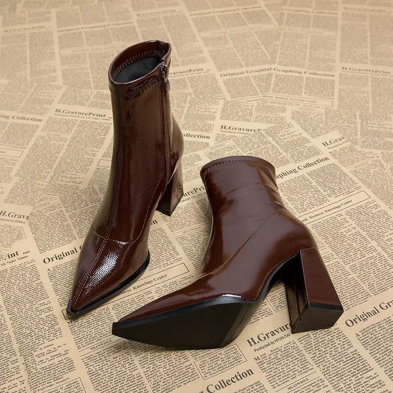 2024 New Fashion Solid Color Versatile Women's Boots Comfortable Pointed Toe Temperament Workplace Banquet Women's Boots