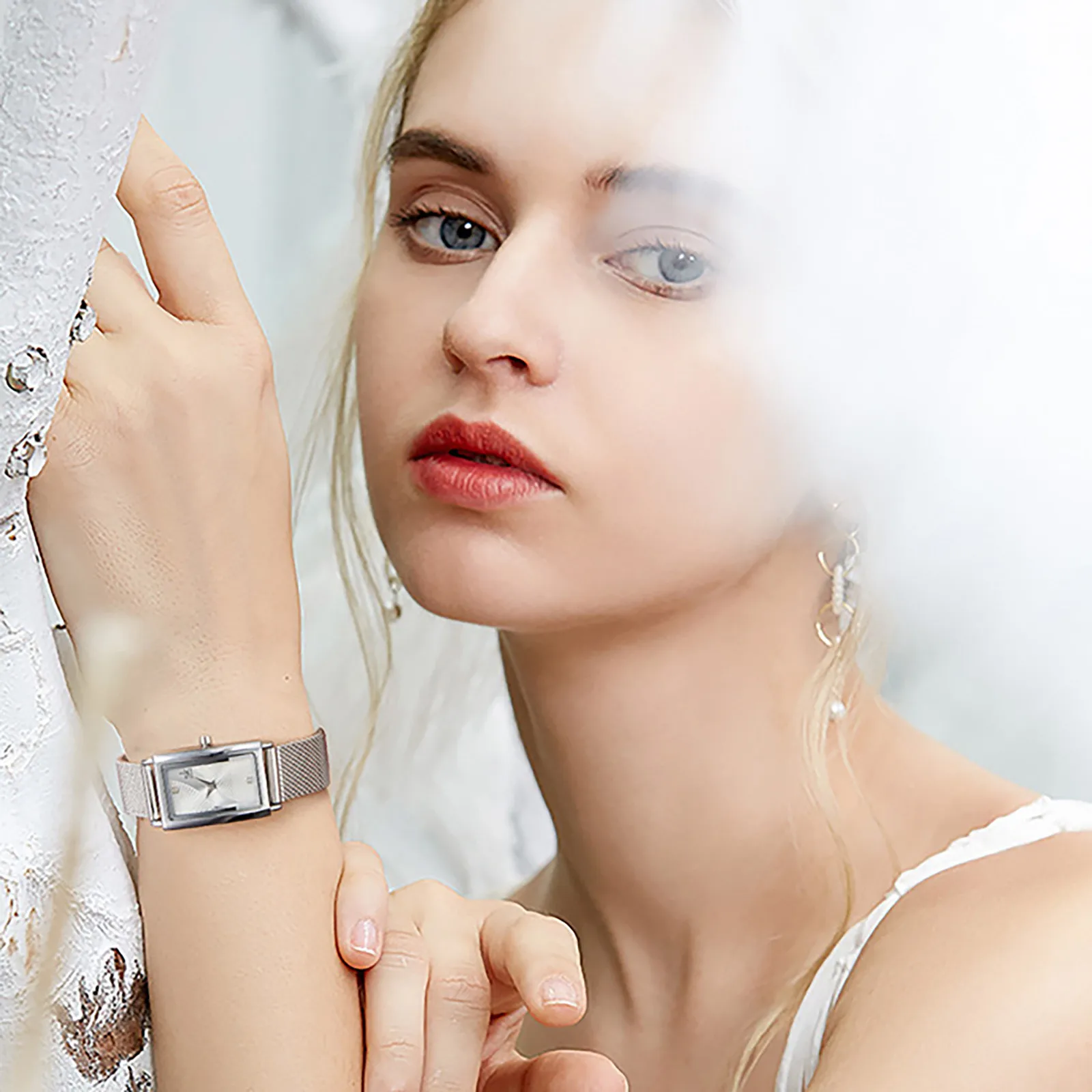 Reloj de cuarzo rectangular ultrafino para mujer, diseño de moda, relojes de mujer, correa de pulsera de malla de acero inoxidable