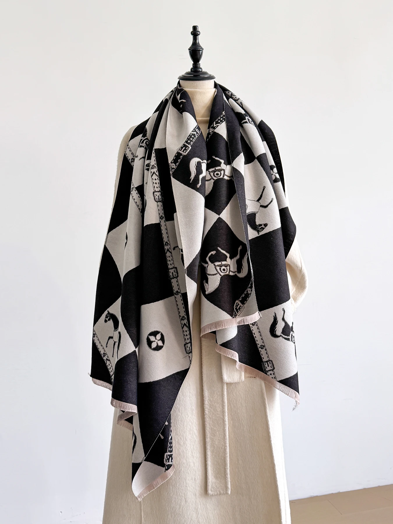 

Новая зимняя элегантность: женский шарф с узором, двусторонние шали из плотной искусственной пашмины, теплый платок для женщин и накидки на одеяла