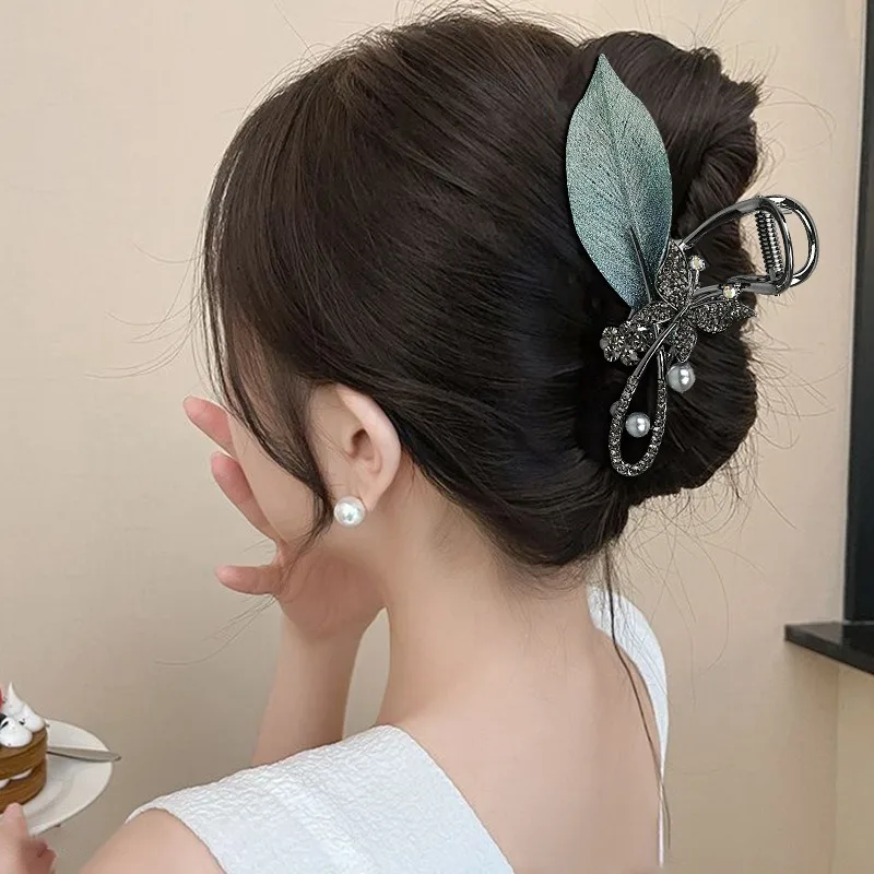 Large Leaf Size  butterfly trendy Crab hair clips accessories for women alloy inlay rhinestones claw clip girls hair pins