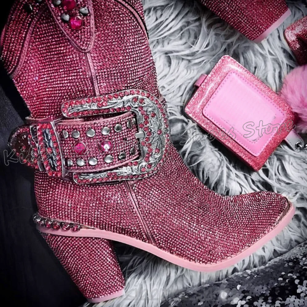 

Ковбойские ботильоны с кристаллами и пряжками на ремне, глянцевая винтажная модная новинка, пикантная элегантная лаконичная пряная обувь для девочек на заостренном массивном каблуке