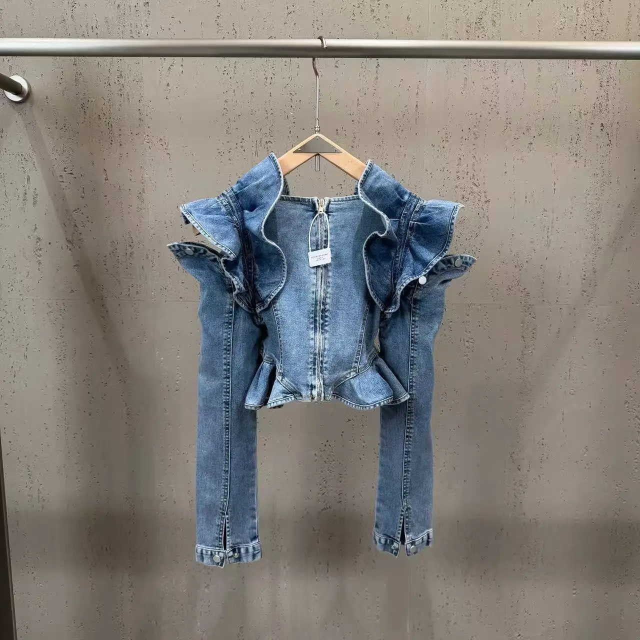 High Street Jeans Tshirts Women's New Fashion Style Three-dimensional Ruffle Edge Split Long Sleeved Slim Fit Denim Blouses Top