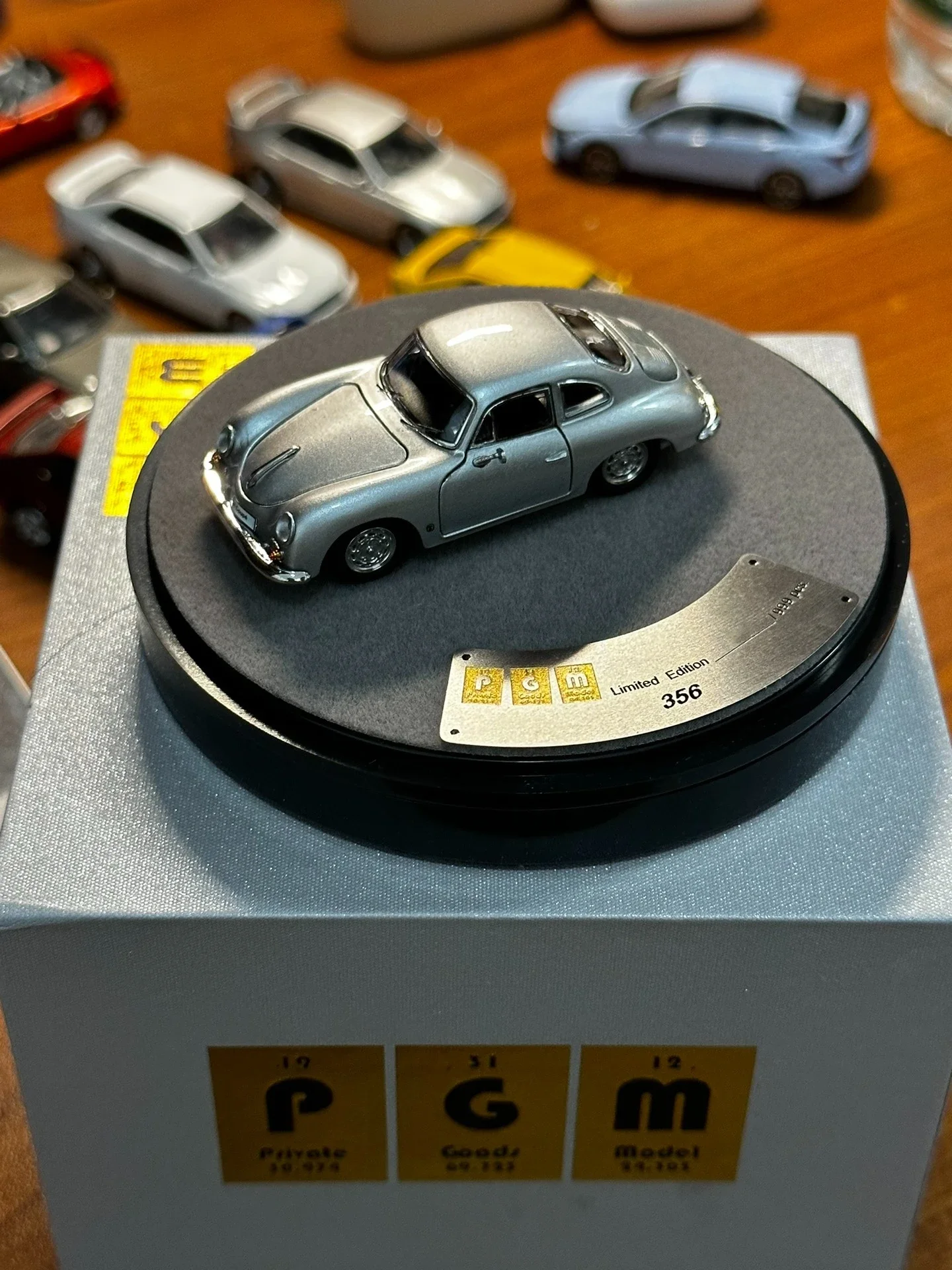 PGM 1:64 356 Silver Deluxe Edition Simulation Limited Edition All Open Alloy Metal Static Car Model Toy Gift