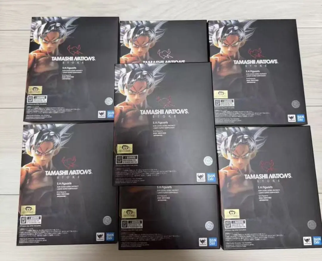 

In-stock Bandai SHF Dragon Ball Silver-Haired Goku Ultra Instinct Limit Break TNT Exclusive 1/12 Action Figure Collectible Gift