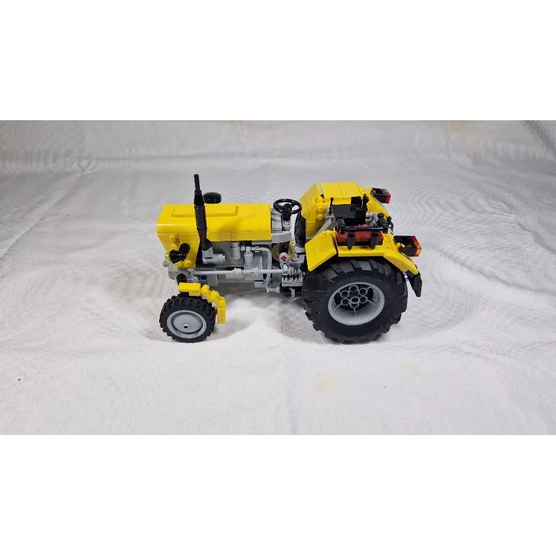 

MOC-252173 Urban Retro Agricultural Tractor Building Block Model 646 Parts MOC Boys' Children's Birthday Christmas Toy Gift