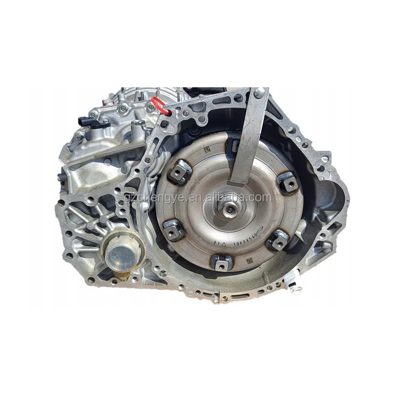 نقل علبة التروس 2.0L CVT F/4WD K114 المستخدم لسيارة Toyota VOXY 2014-18 3040010031
