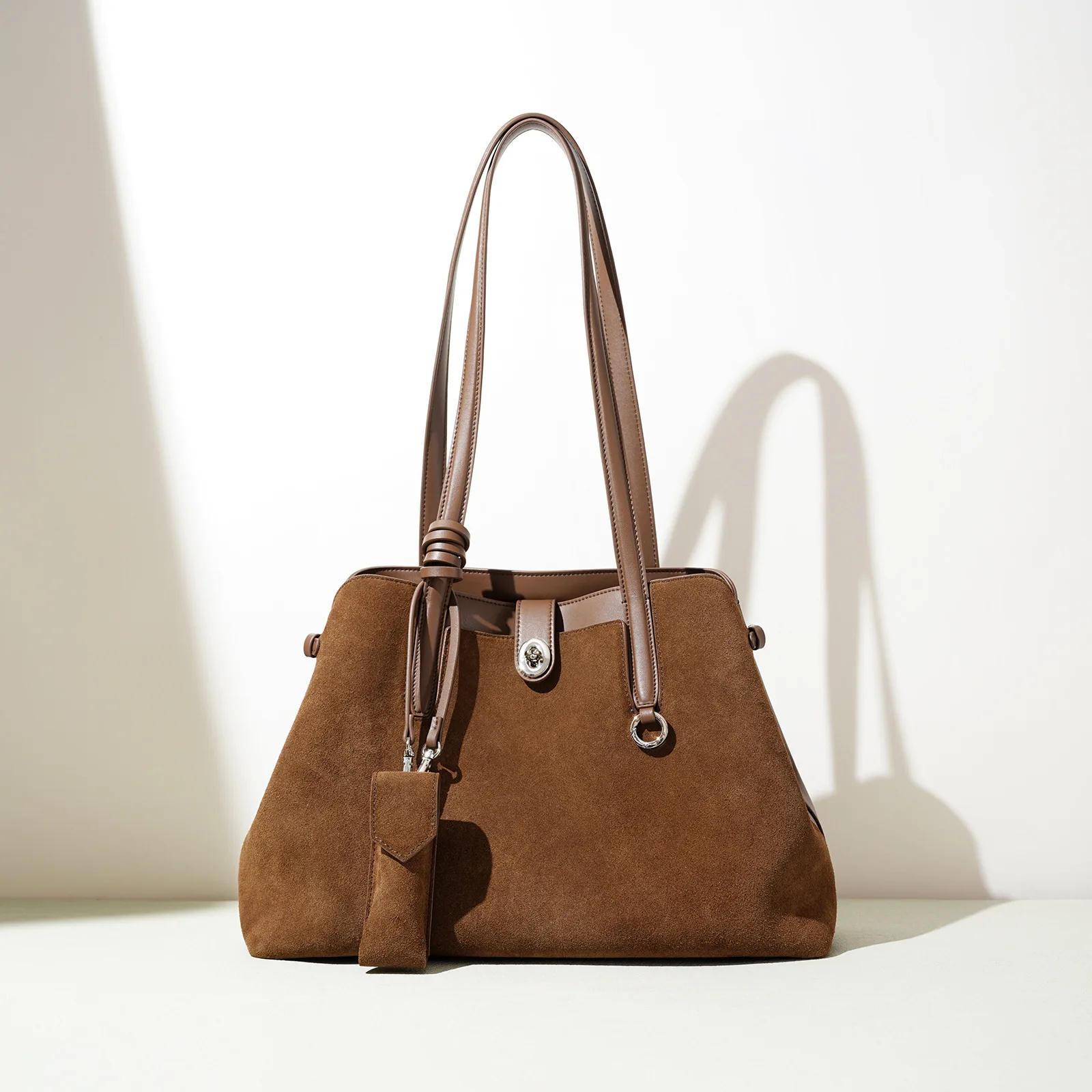 

2025 Handbag Large Capacity Travel Retro Tote Women's Versatile High-end Official Document Single-shoulder Designer Luxury Bag