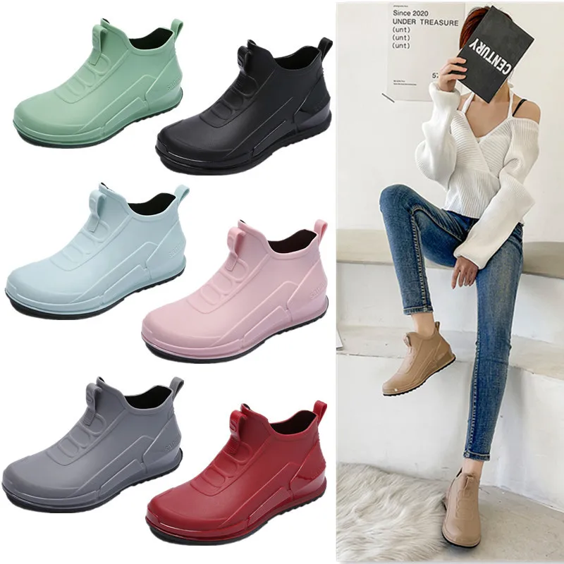 

Fashionable Short Rain Boots Women's Waterproof Outdoor Wear Thickened Flat Bottom Slimming Heightening Beautiful Water Shoes