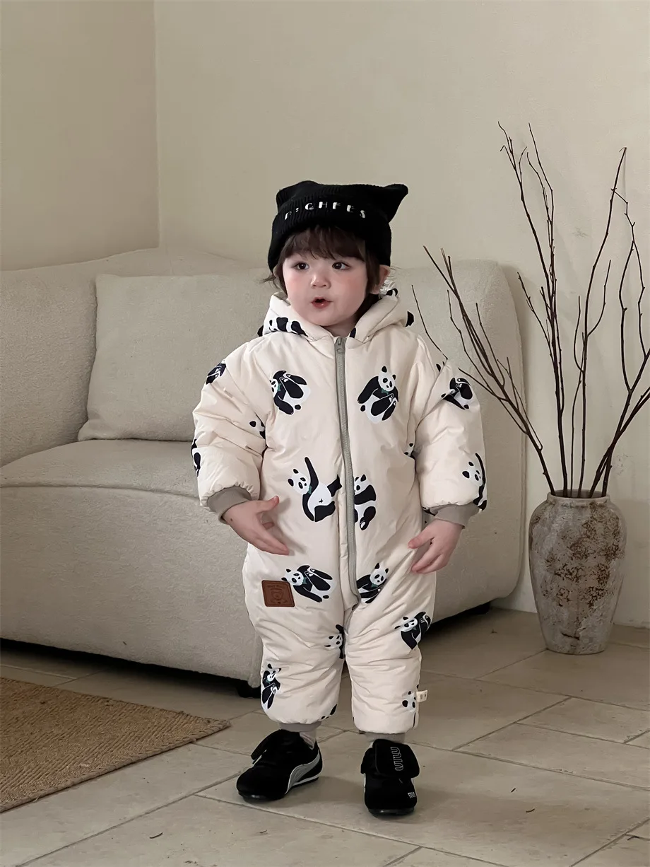 

2024 Winter New Baby Warm Hooded Romper Panda Print Infant Boy Girl Padded Jumpsuit Plus Velvet Thick Newborn Clothes 0-24M