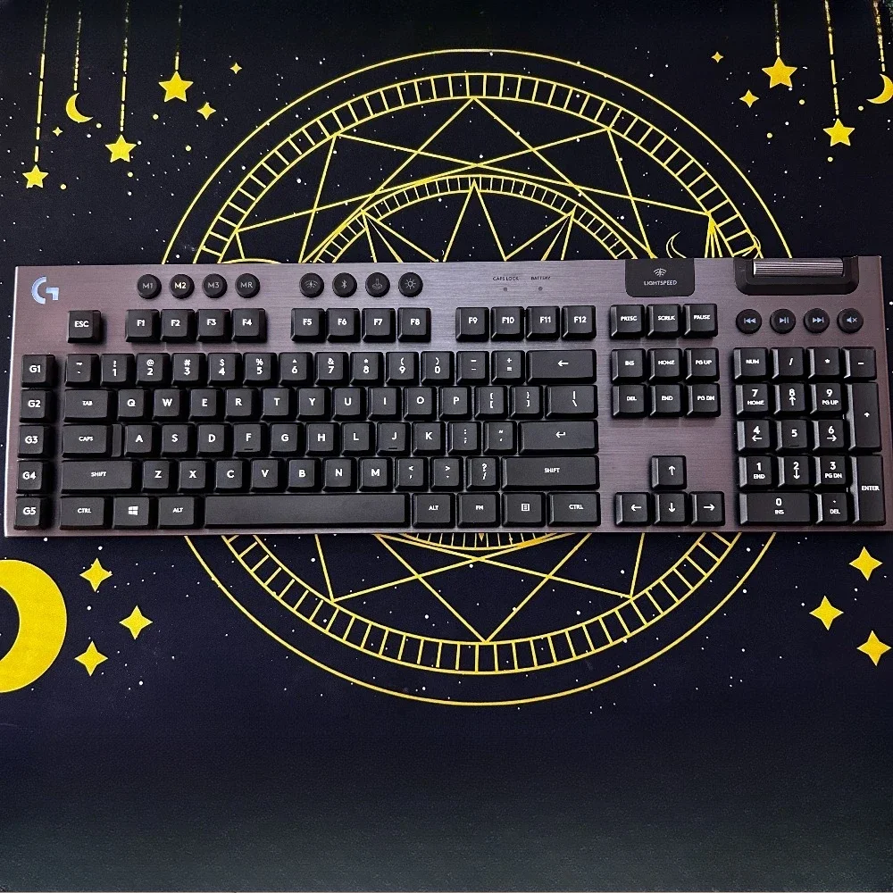 

The new PBT keycap is suitable for Logitech G815/G915/TKL mechanical keyboard, which does not fade or oil ，American layout