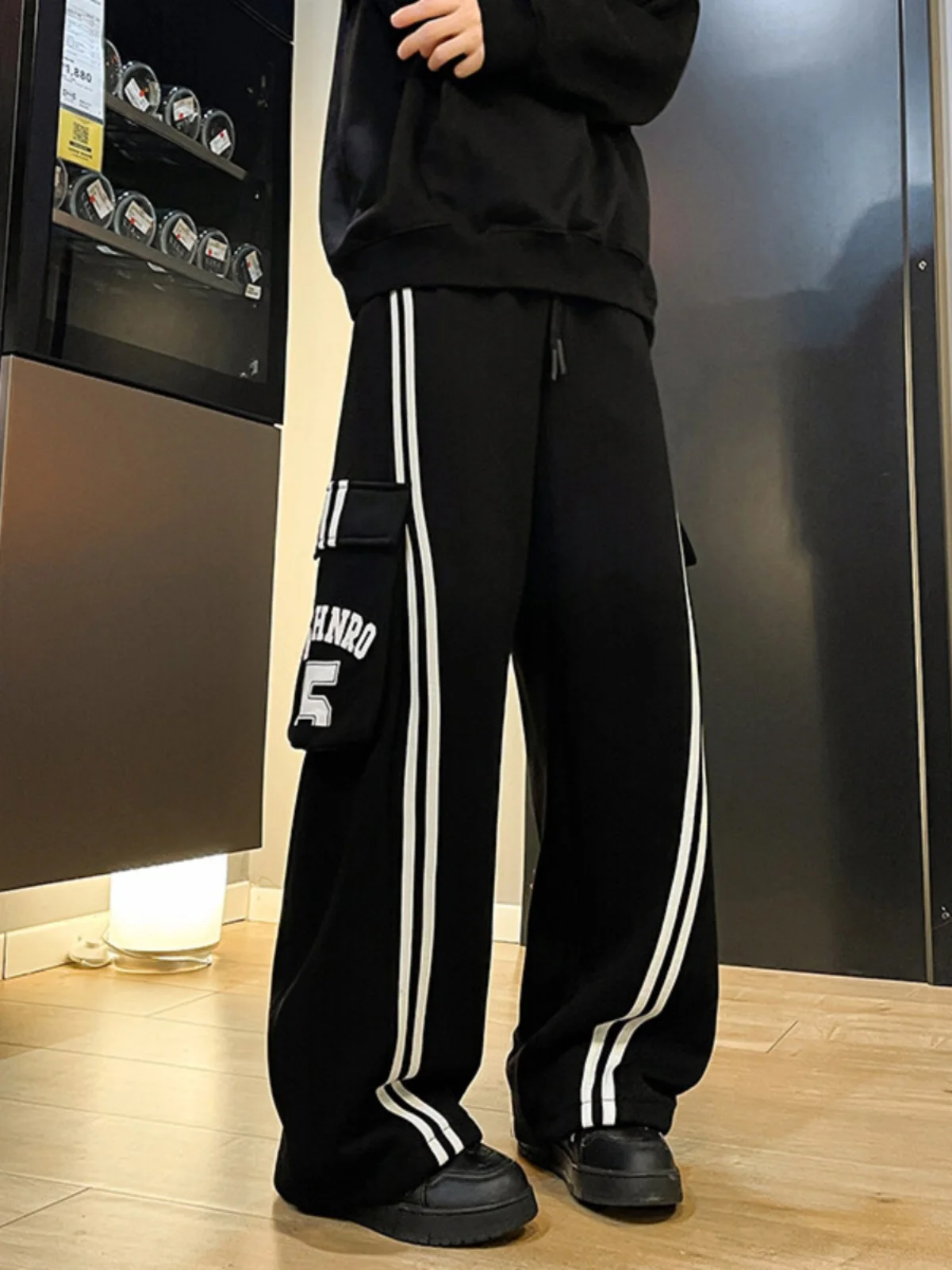 

Men's Workwear Casual Pants Autumn Winter Fce Bla White Stripe Street Dance Loose Straight Leg Trousers Cargo Pants