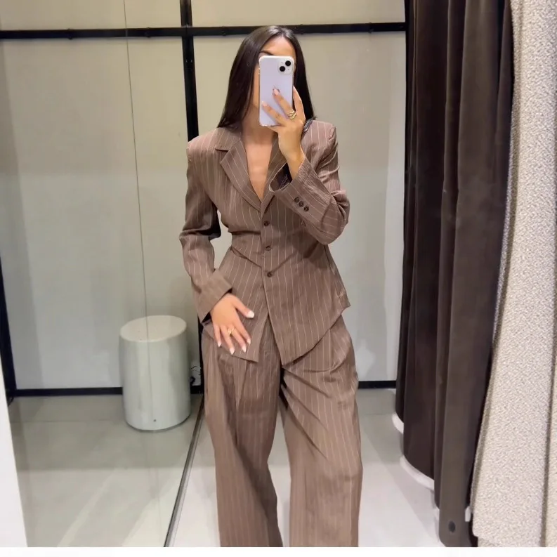 

Women's Suit Tracksuit Women's Fashion Striped Suit With Shoulder Pads And Thin Belt Double Pleated Pants Suit Blazers For Woman