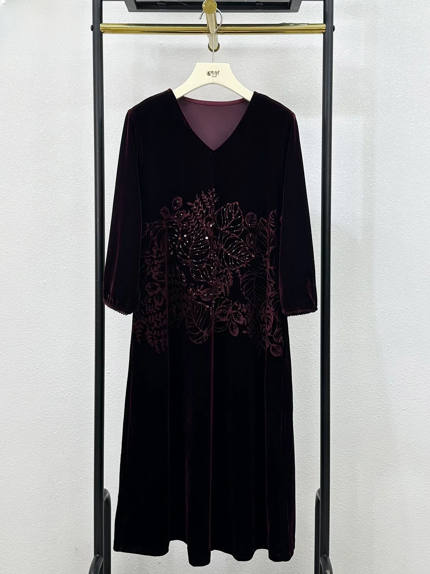 ele-midlife-silk-velvet-dr-luxury-embroidered-plus-size-wedding-gown-for-plus-size-women-materni-long-skirt