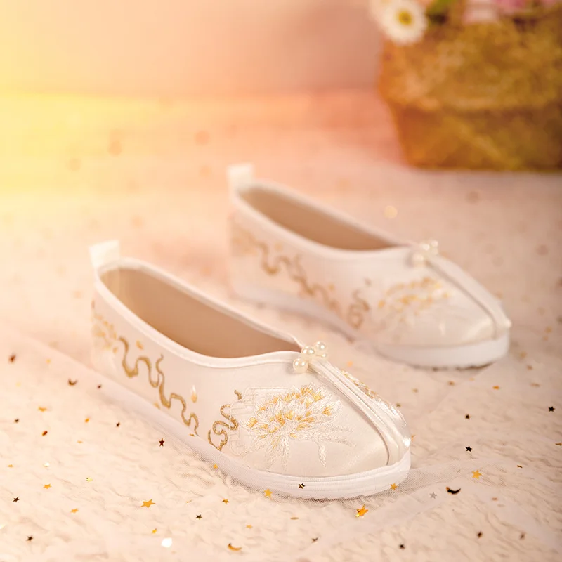 CY216 2024 Spring New Style Embroidery Hanfu Shoes Flat Breathable Comfortable Chinese Style Cloth Shoes Hanfu Shoes Women