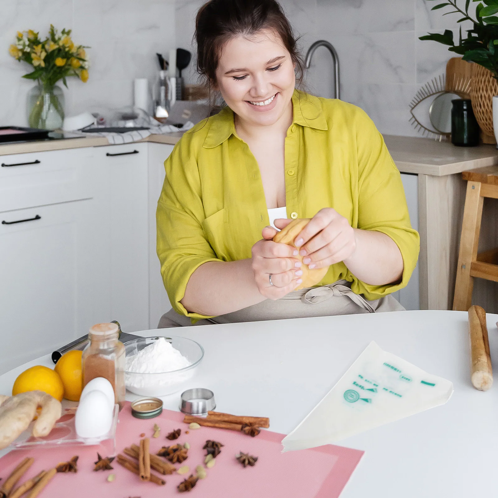 200 قطعة أكياس الأنابيب القابل للتصرف أكياس المعجنات لكعكة كوكي صقيع تزيين لوازم كيس الأنابيب كيس المعجنات لوازم الخبز