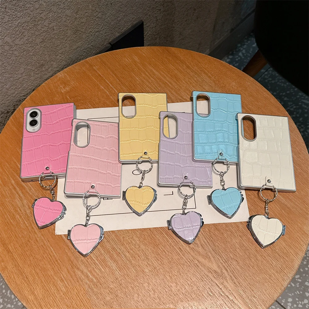 Korea Crocodile Texture Phone Case For Samsung Galaxy Z Fold 8 Ultra Z Fold7 6 5 4 Cute Heart Pendant Hard Fold Protective Cover