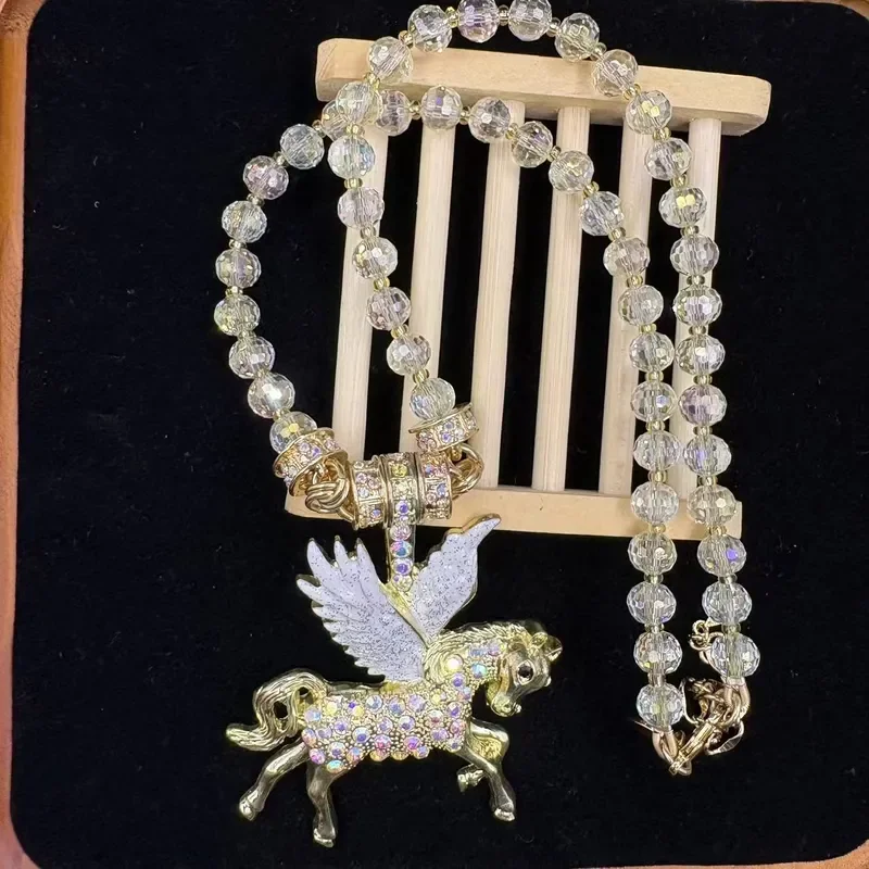 Medieval vintage Pegasus pendant European and American cross-border magnetic attraction Pegasus necklace female diamond