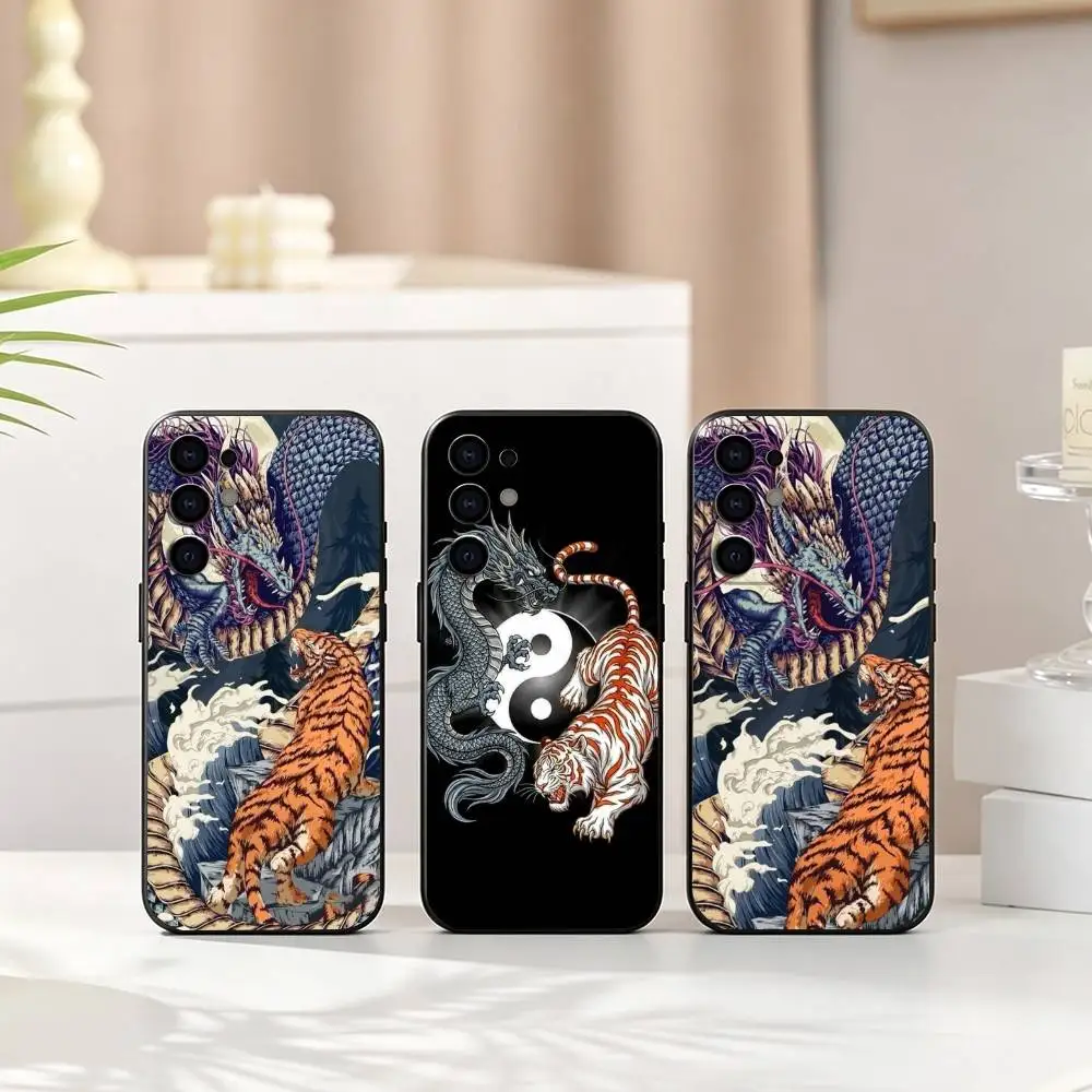 Japanese Dragon-Tiger  gift Phone Case For Samsung S25,S24,S21,S22,S23,S30,Ultra,S20,Plus,Fe,Soft Silicone Black Cover