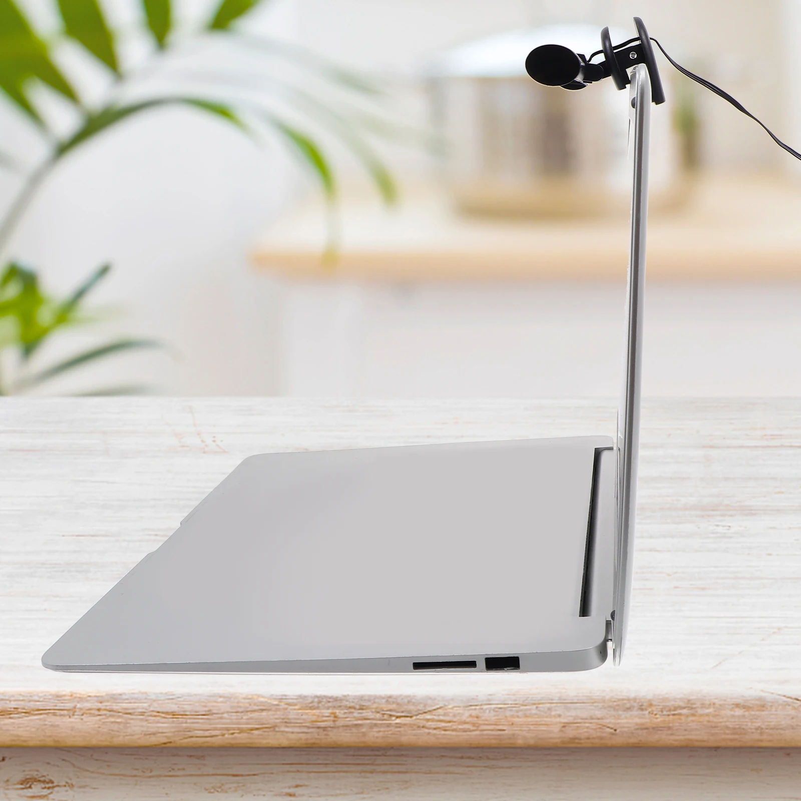 

USB Eye Protection Lamp for Computer Monitor Transparent PC Cover Adjustable Brightness Color Temperature Flicker Desk