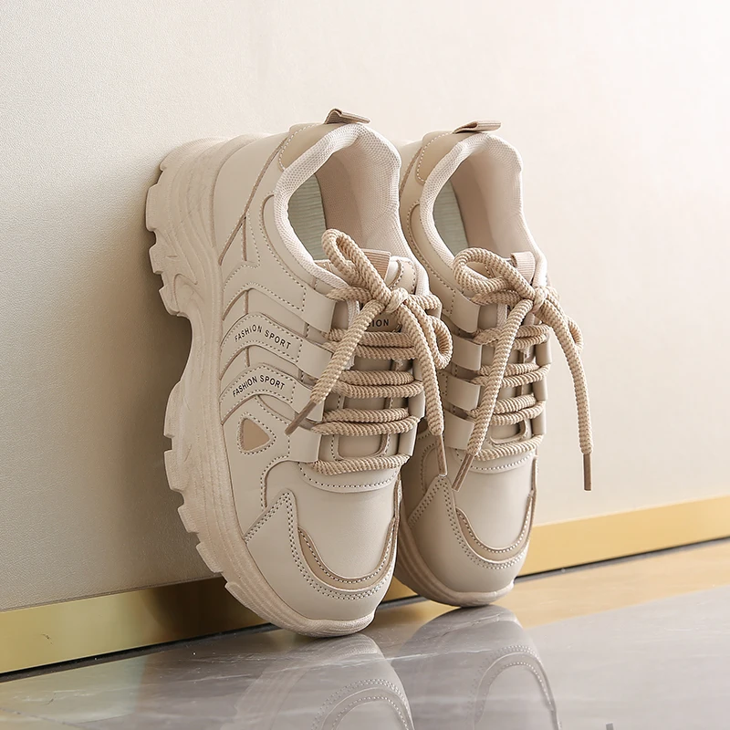 Korean Style Retro Chunky Sneakers for Women 2026 Fall Winter Thick Sole Height Increasing Running Casual Shoes for Students