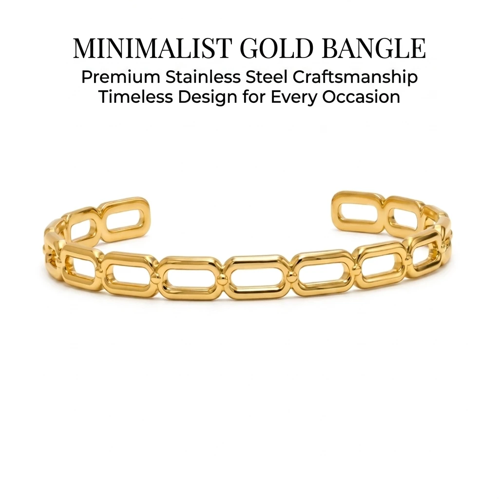 French heart shaped opening paired with hollowed out heart shaped bracelet extremely simple style for girls to wear the bracelet