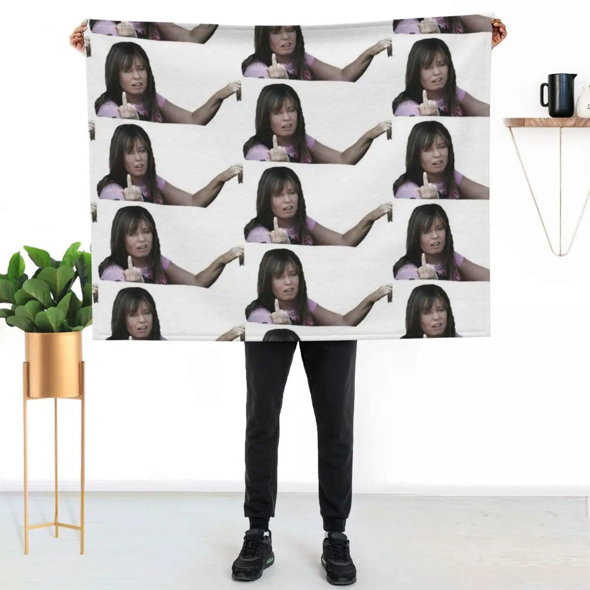 Kath and Kim: Kim Pulling the Finger Throw Blanket Luxury Thicken Extra Large Throw Luxury St Polar Kid'S Comforter Blankets
