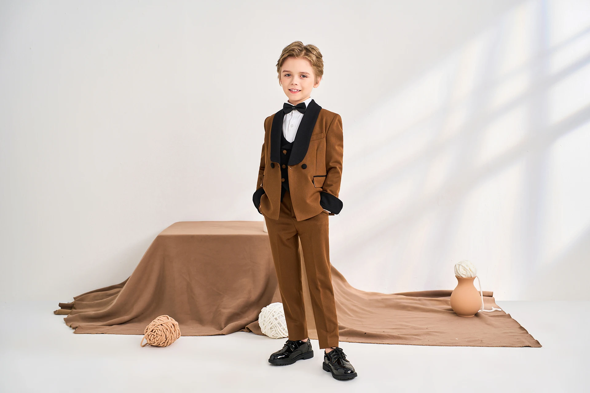 French Color Matching Boy Suits Cute Kids Dinner Tuxedos For Wedding Party Prom Birthday Wear Jacket Pants Vest