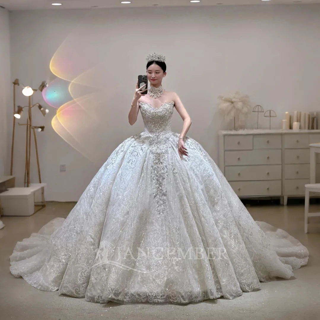 Customized Ball Gown Wedding Dresses With Necklace Decoration Beadings Sleeveless Sweep Train Bridal Dresses vestido femininos