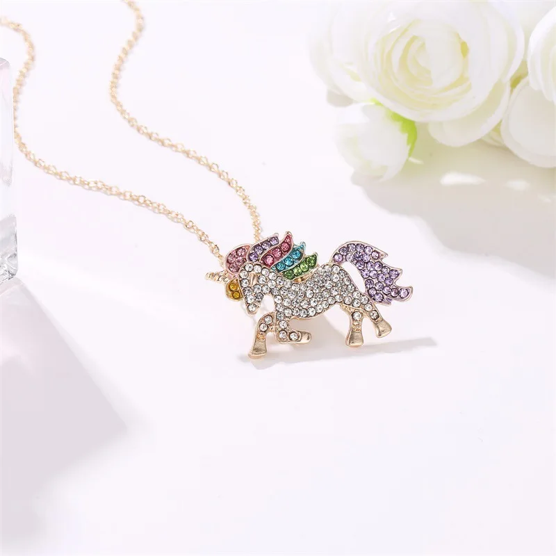 Fashion cute unicorn necklace Valentine\'s Day Colorful pony pendant Student Christmas gift lady sweater chain pendant