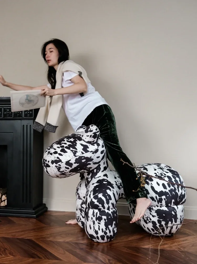 Pony Chair Dalmatian Medieval Single Ch air Cow Leather Pony Cha ir Creat ive Ornament Leisure So fa