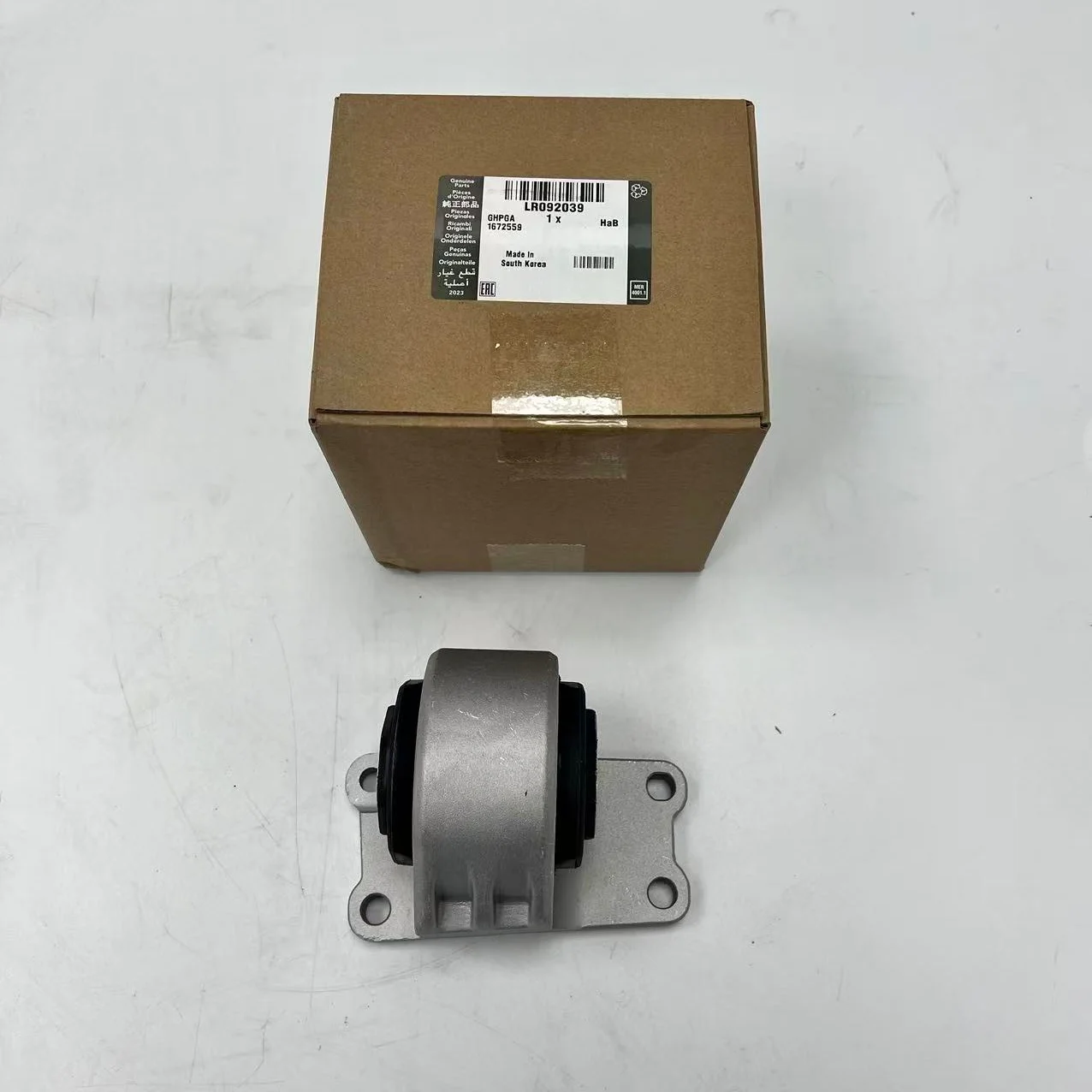 

LR092039 IAF500021 for Land Rover Range Rover Range Rover Sport Discovery Four New Guardian gearbox Bracket Engine Rear Bracket