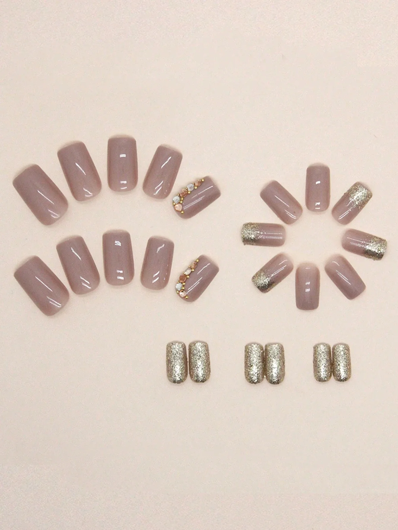 Krótkie Kwadratowe Paznokcie 3D Wzorzyste Naklejane: Zestaw 24 Sztuk z Klejem i Pilnikiem