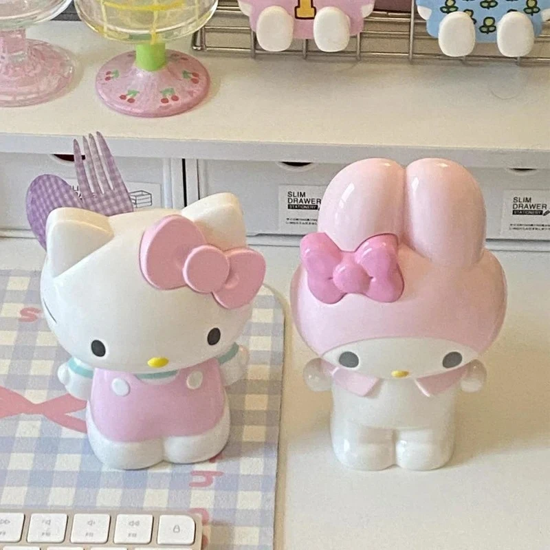 

Hello Kitty Kuromi Pen Container Cute My Melody Makeup Brush Holder Dormitory Room Desktop Storage entrance storage box Gifts