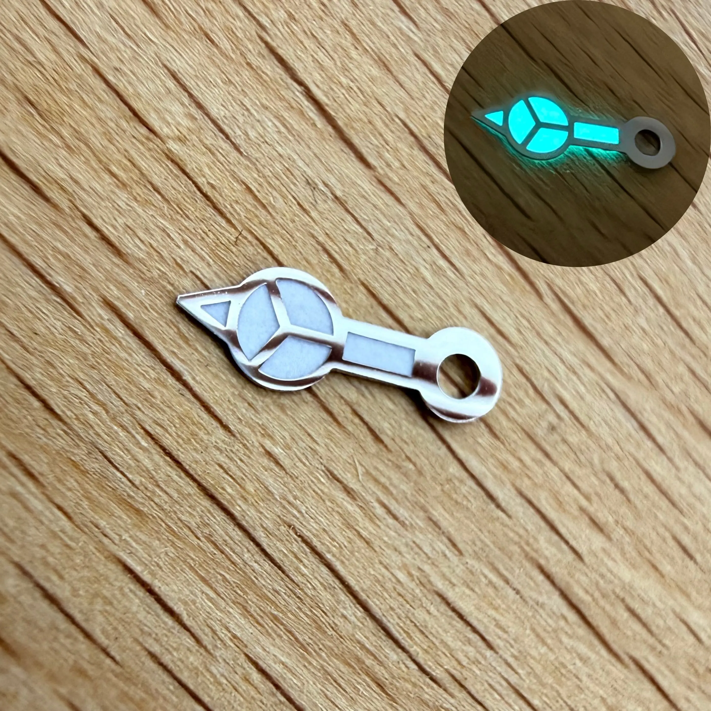VH31 Quarz-Uhrzeiger Silber Eisblau Leuchtende Stunden-, Minuten- und Sekundenzeiger Passend für VH31 Uhrwerk Reparaturteile Zubehör – Detail 3
