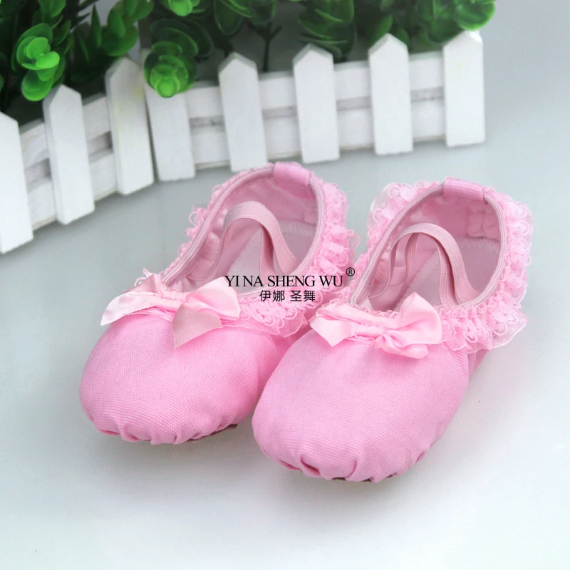 1 Para Najnowszych Uroczych Płócieniowych Miękkich Podeszw Dziewczęcych Dziecięcych Sznurowanych Baletowych Butów do Ćwiczeń Tańca Brzucha dla Dzieci