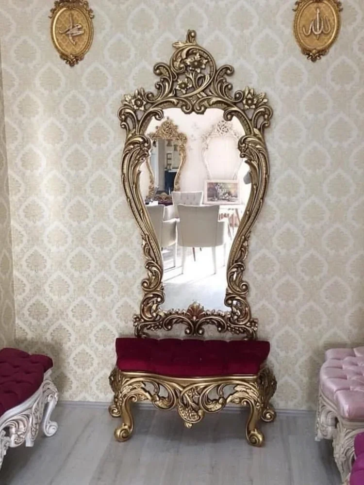 Decorative Puffed Mirror Is Completely Our Own Production and It Polyester Cast, Stylish Design, Rich Appearance, in The Use Of